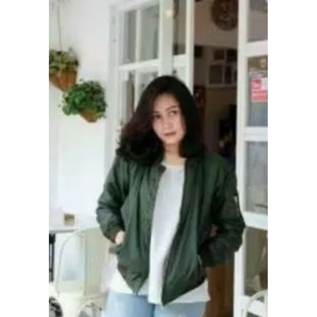 PRELOVED Jaket Bomber Parasut Army