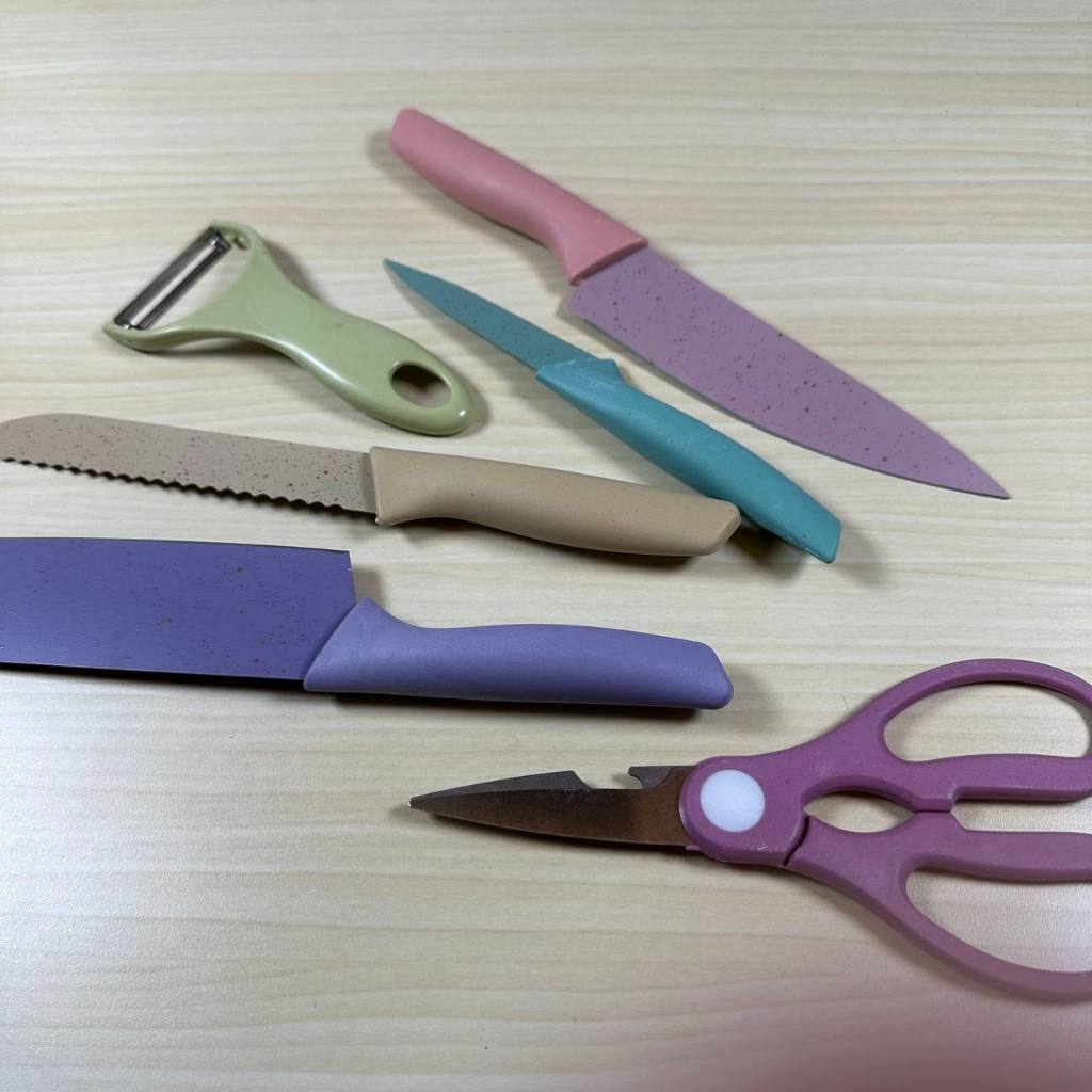Pisau Dapur Set Warna Warni