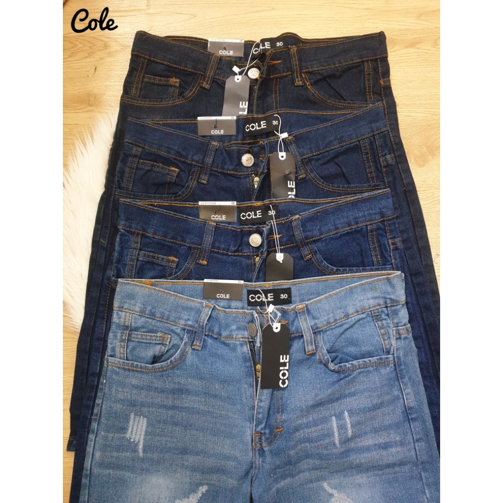 COLE Celana Pendek Pria