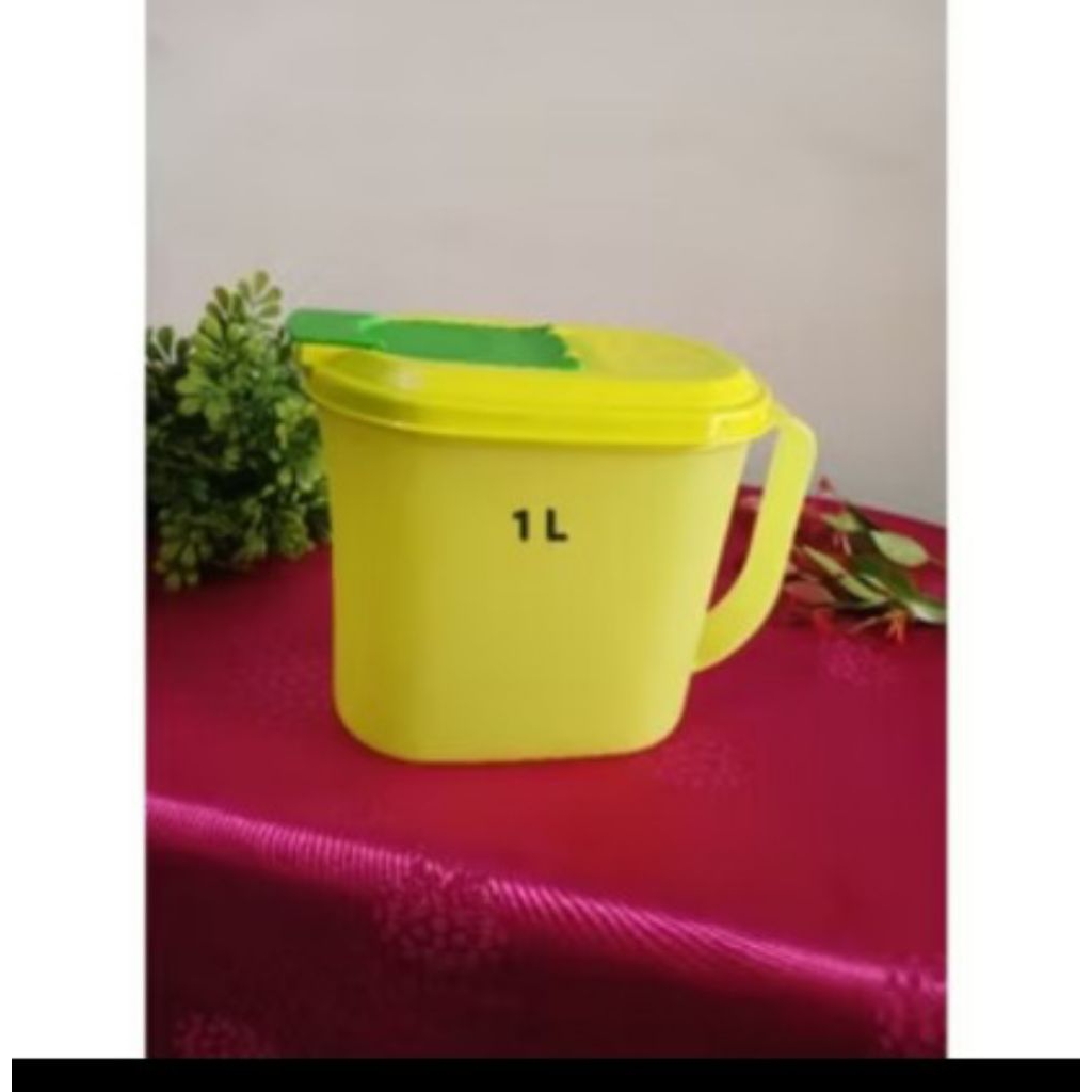 teko tupperware/ pitcher tupperware