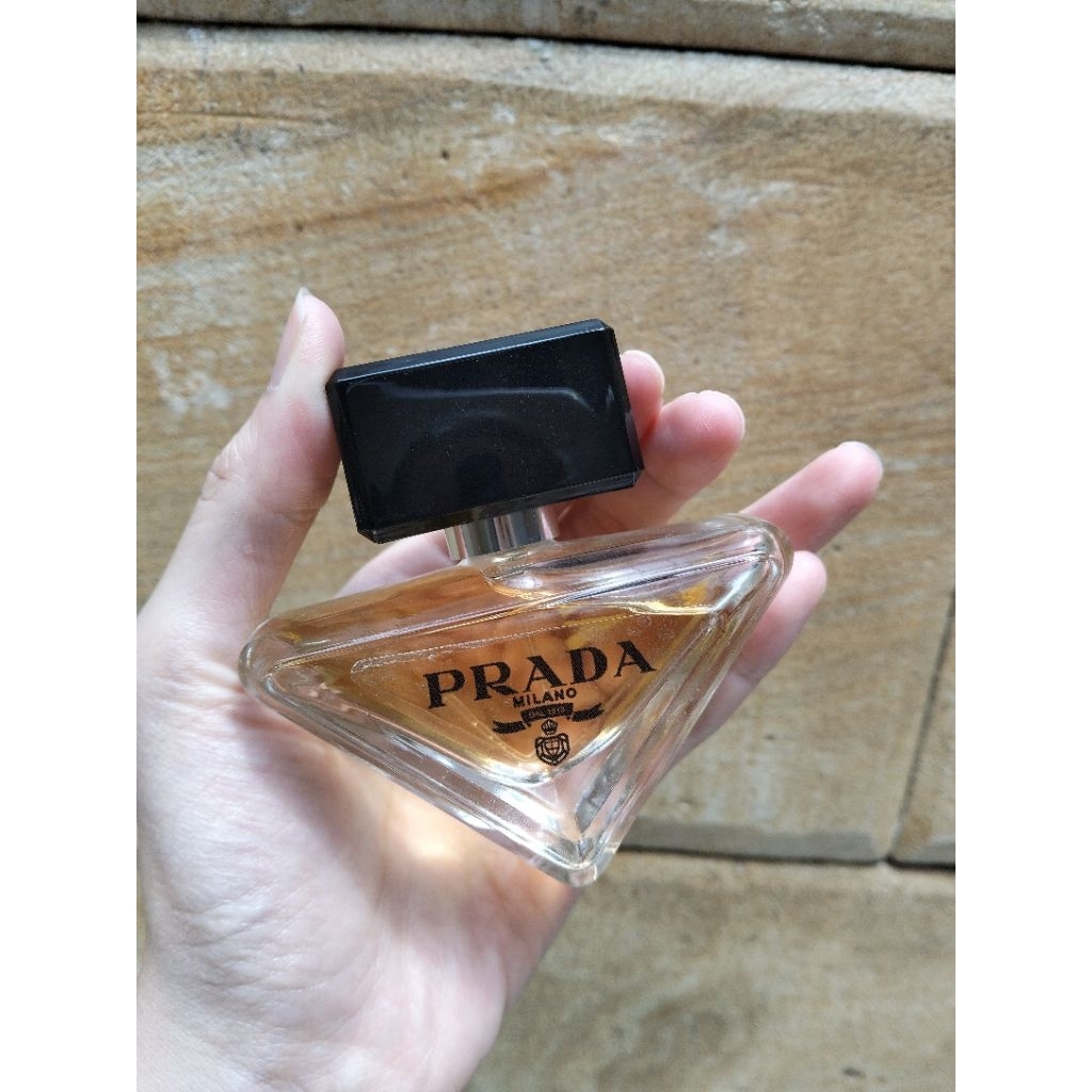 preloved parfume wanita prada 50 ml