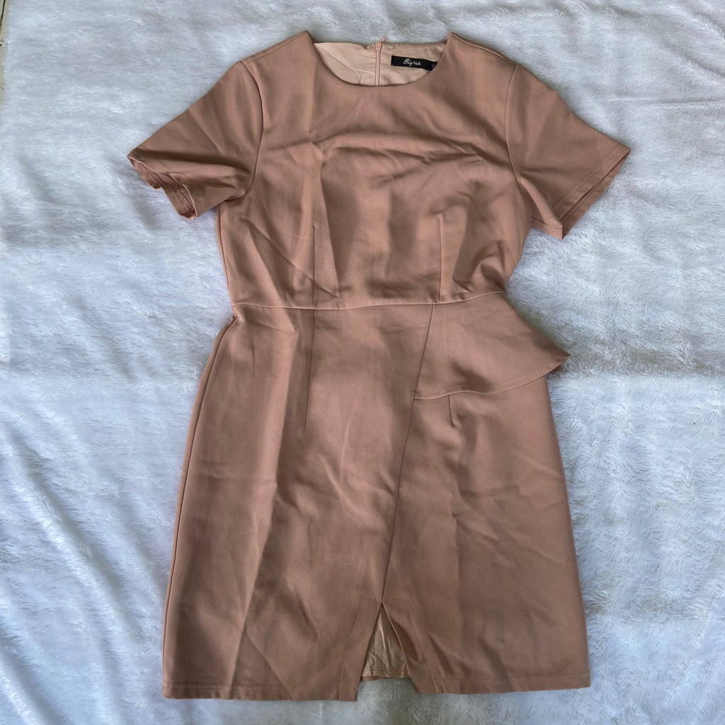 DRESS KERJA PREMIUM BODYCON DUSTY PINK PRELOVED