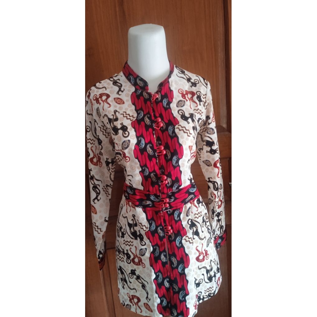 atasan batik wanita preloved/kemeja batik preloved