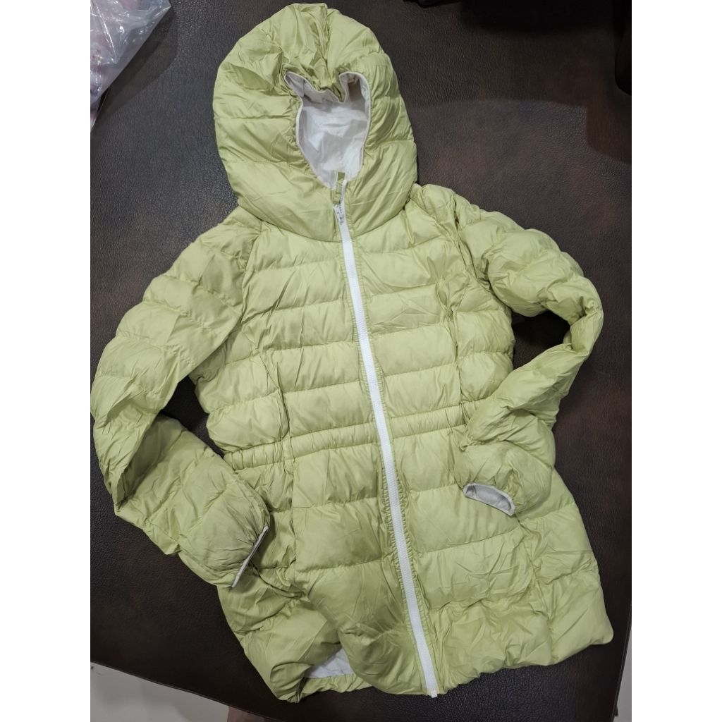 Jaket bulu angsa bulang ultra light down uniqlo anak size 140