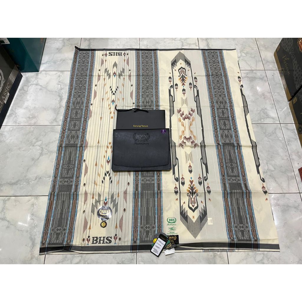 Sarung BHS Masterpiece SGL Gold