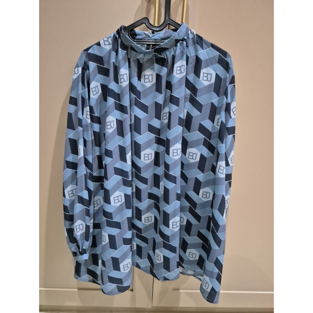 #SOLD#Benang Jarum Arnia Monogram Blouse Navy