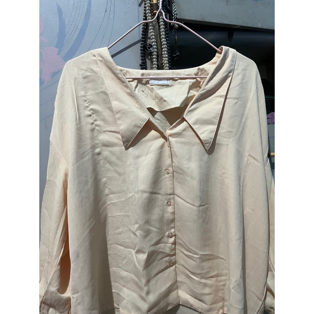 PRE LOVE KEMEJA KERAH CEWE DARI HAVA