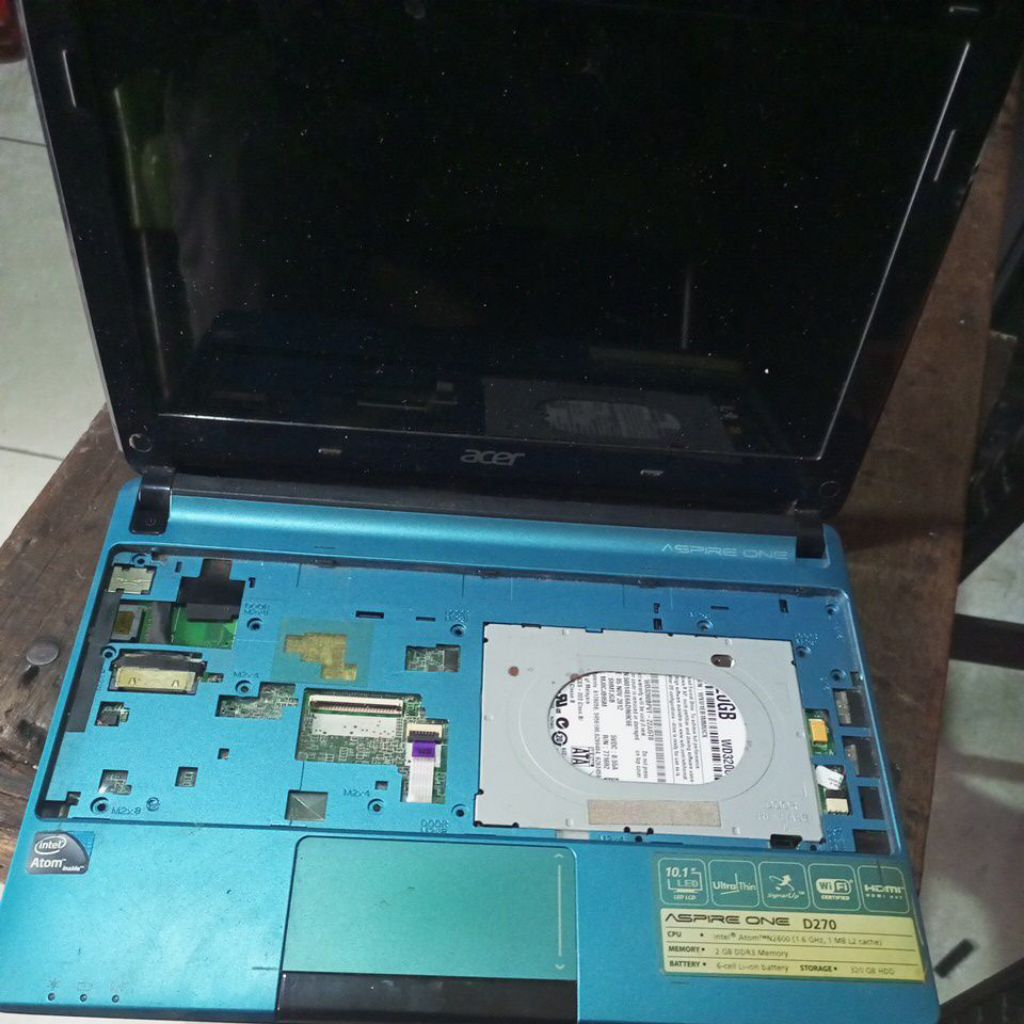 casing notebook Acer aspire one d270