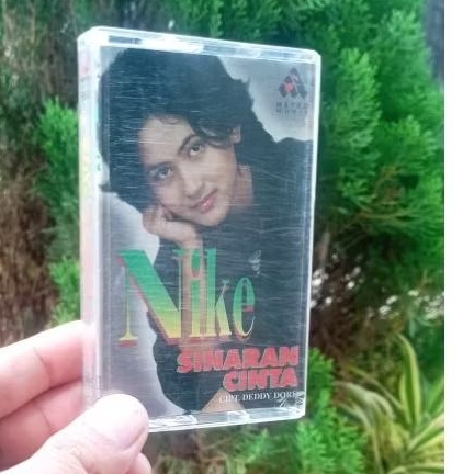 KASET PITA NIKE SINARAN CINTA