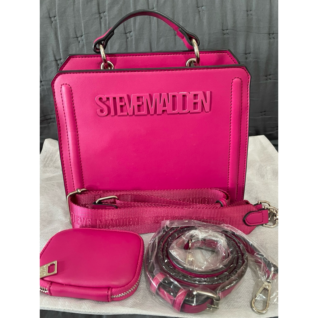 SteveMadden fuchsia preloved