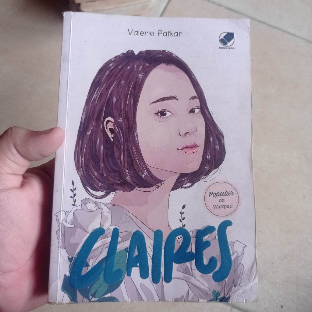 [Preloved] Claires  Valerie Patkar