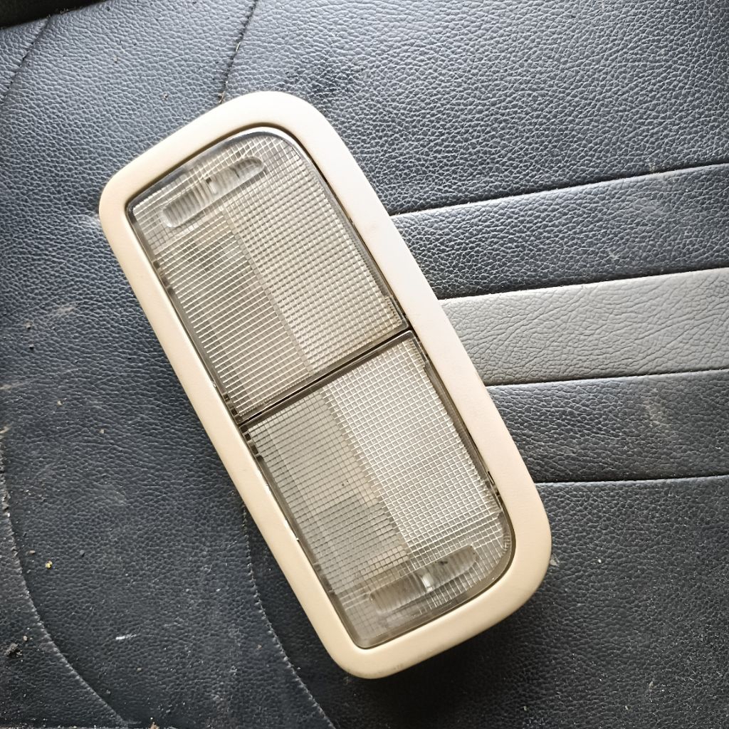 lampu kabin plafon depan original civic fd jazz ge8 bekas copotan