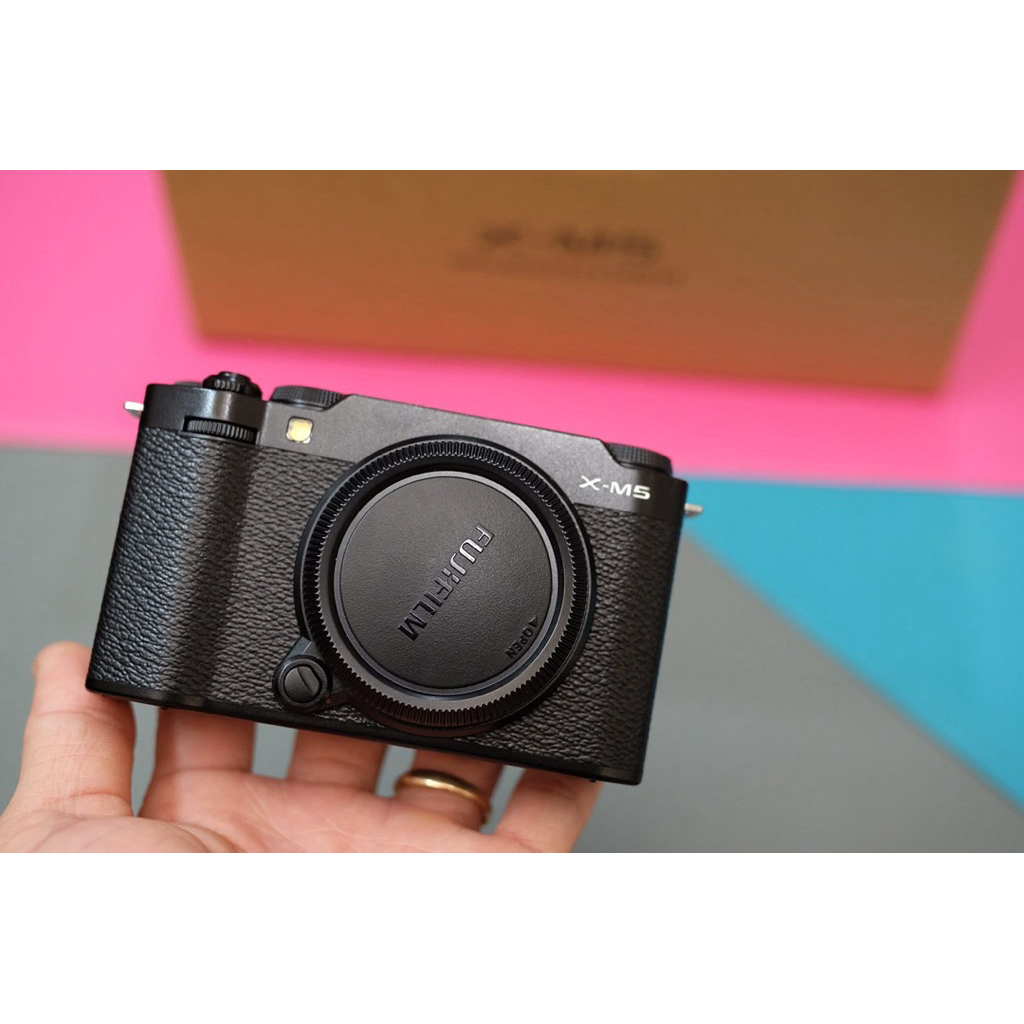 FUJIFILM XM5/FUJIFILM X-M5/Kamera Fujifilm XM5/Mirroless Fujifilm XM5 bergaransi