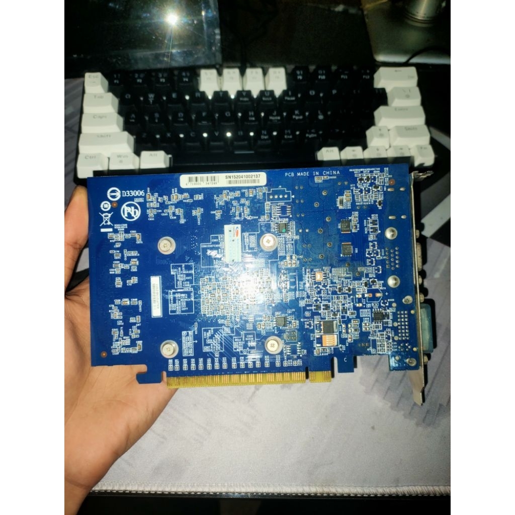 GT420 2GB ddr3