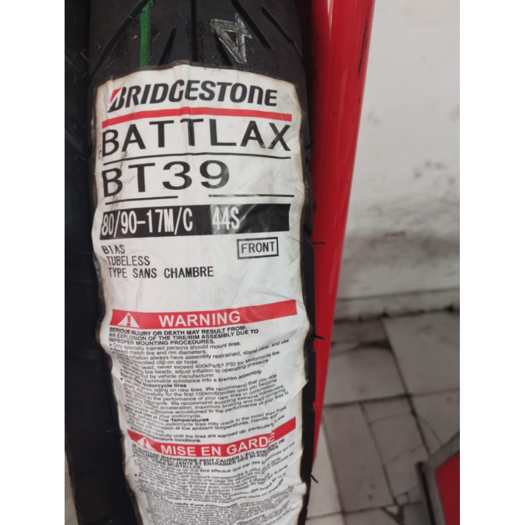 BAN LUAR BATTLAX BRIDGESTONE BT39 UKURAN 80/90-17 TUBELESS