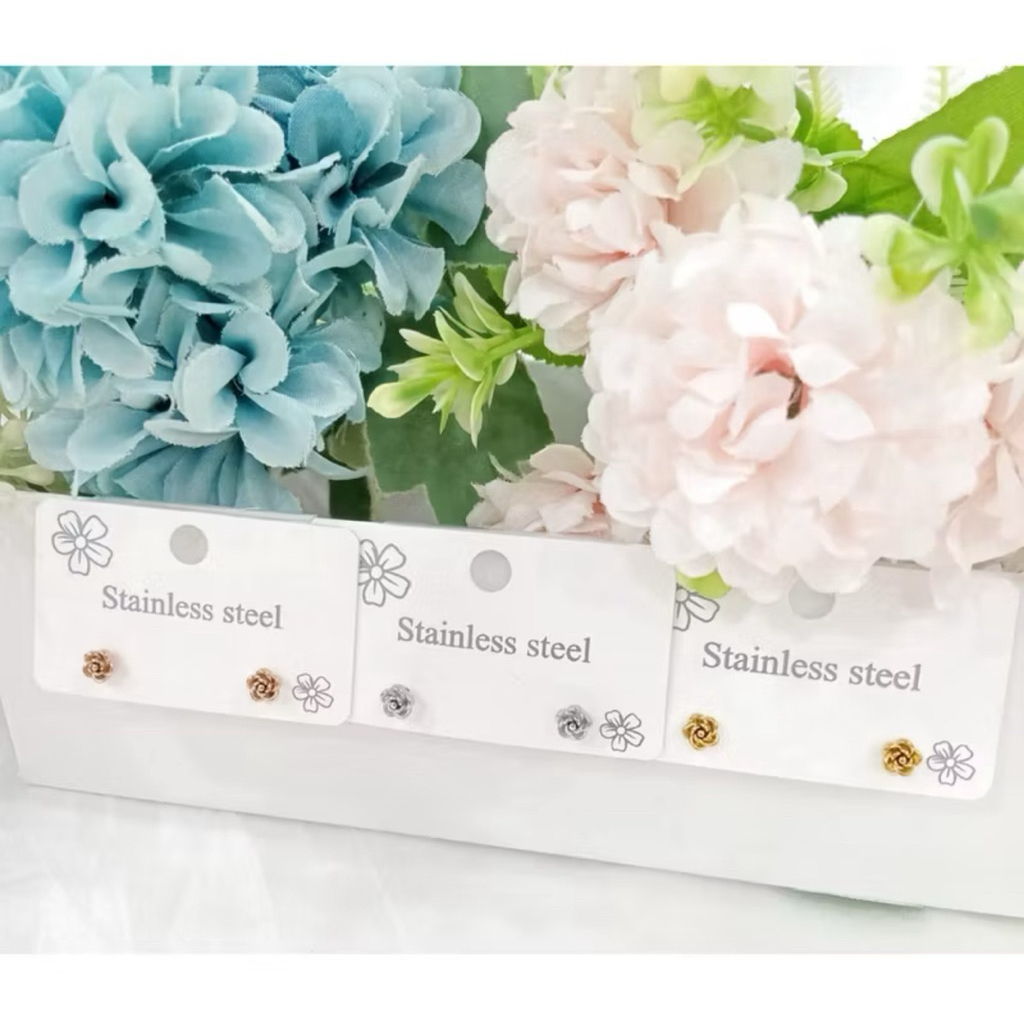 Anting Tindik Titanium Wanita Motif Bunga Mawar Minimalis