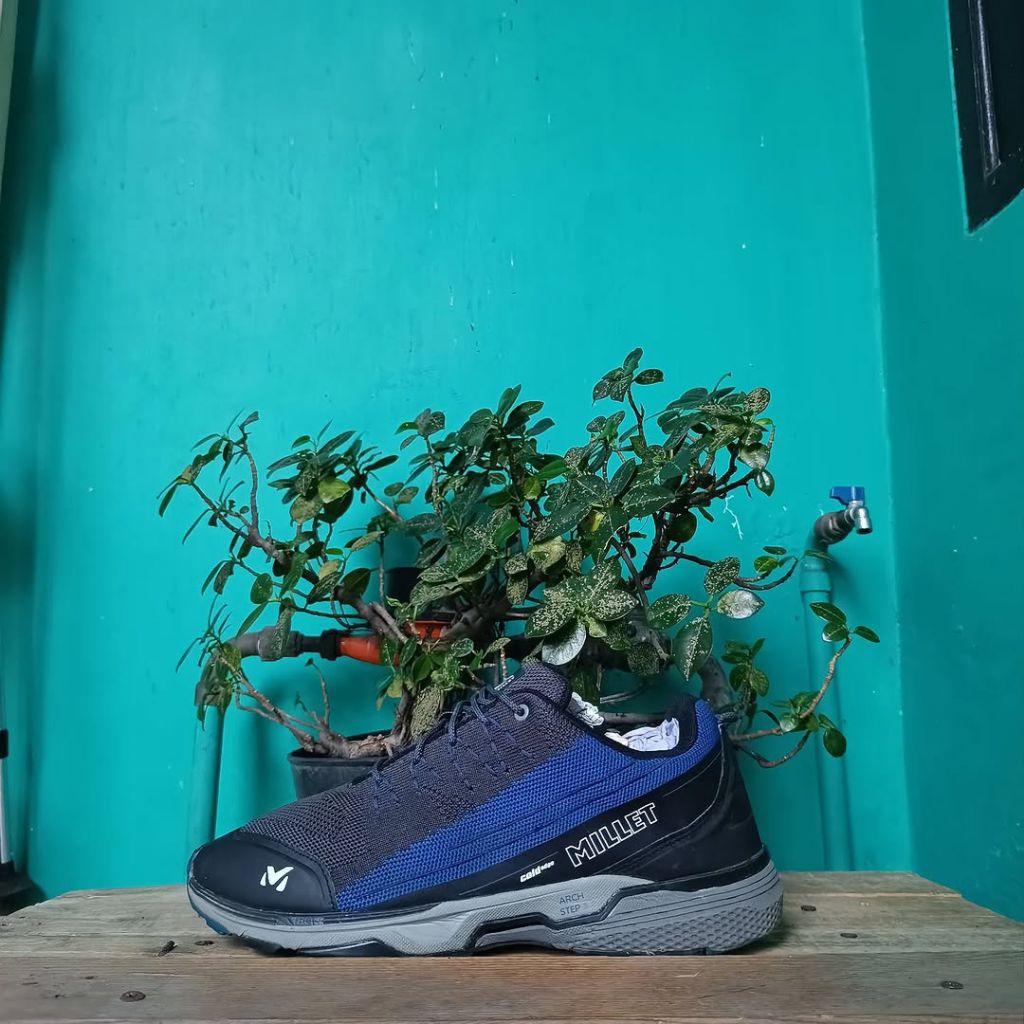 sepatu gunung hiking treking outdoor millet size 42 fit 42,5
