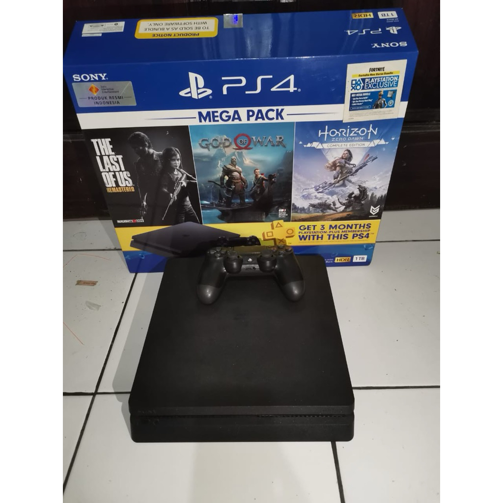 ps4 slim hen megapack like new