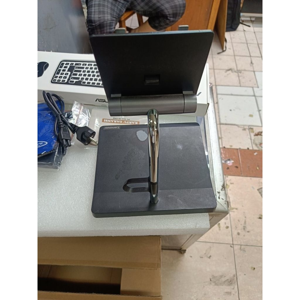 kaki PC AIO Lenovo V50A-22IMB/V50A-24IMB copotan