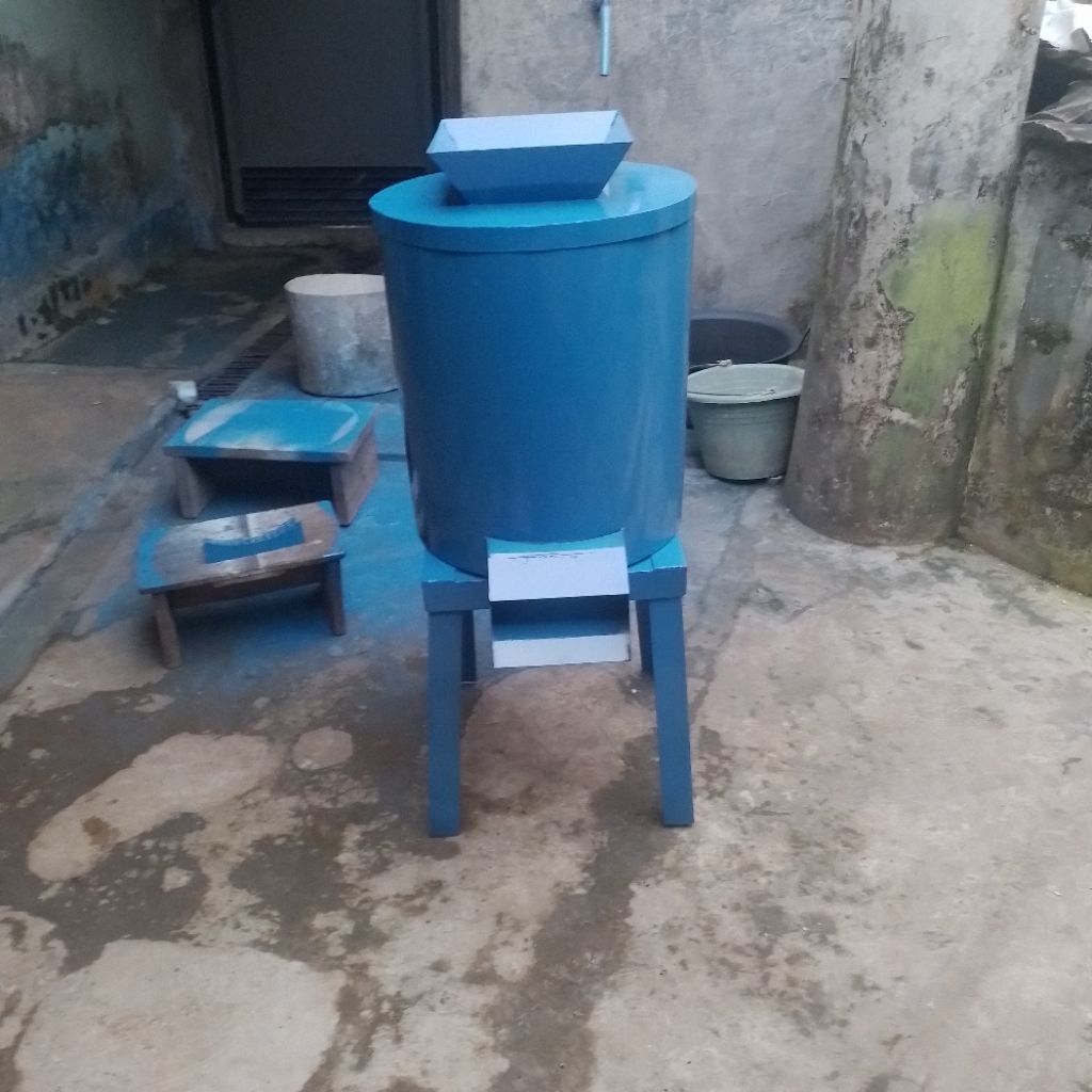 mesin cacah rumput/ sayur