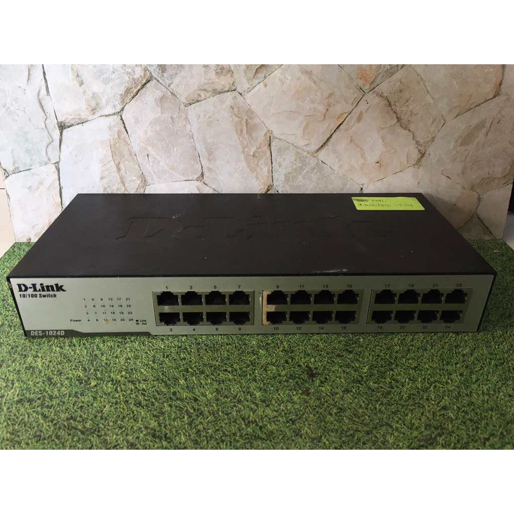 D-link Des-1024D Bekas