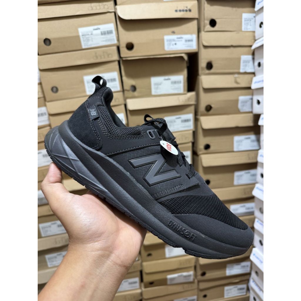 LIMITED EDITION NEW BALANCE UA900 WIDE MENS / BLACK ORIGINAL UA900AB2