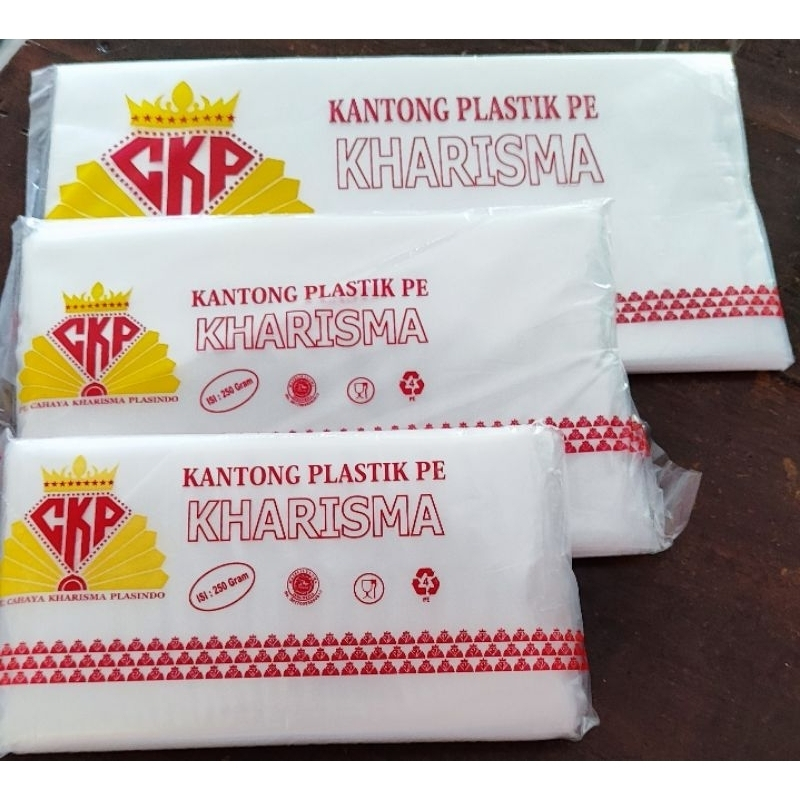 Plastik PE Es Lilin / Es Batu Merk KHARISMA & Merk Tomat Tersedia Berbagai Ukuran 8X35 9X35 10X35