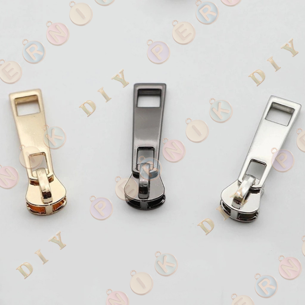 Accesories Tas Kepala Resleting BESI No. 5 (B) Kotak / Balok (Zipper puller) - (IMPORT)