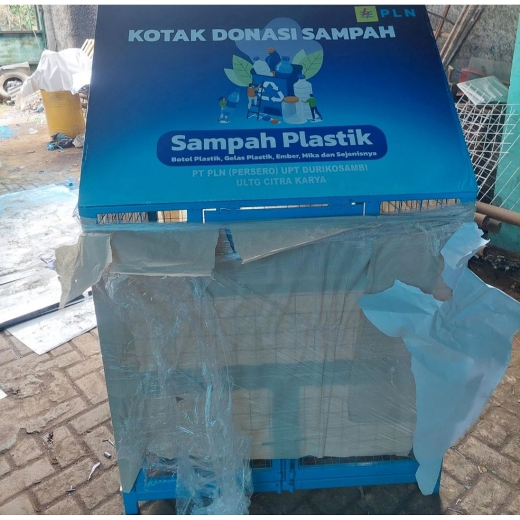 tempat sampah botol plastik costum / tempat sampah daur ulang