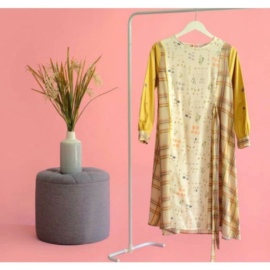 Preloved Tunik Ria Miranda