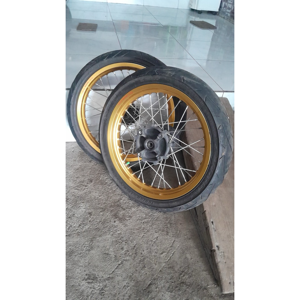 velg supermoto expedition crf mulusss kondisi like new