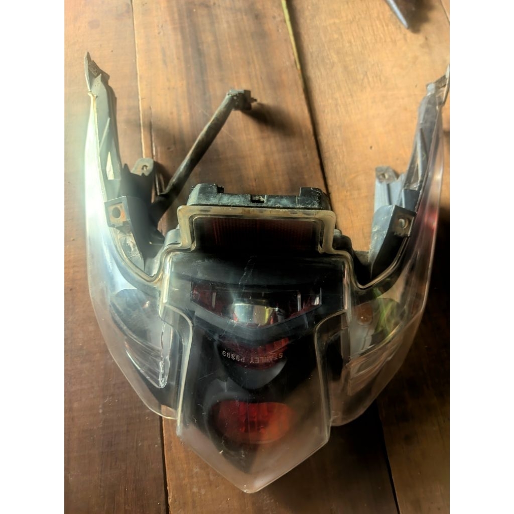 Stop lamp xeon gt 125 pnp ke Rc dan karbu