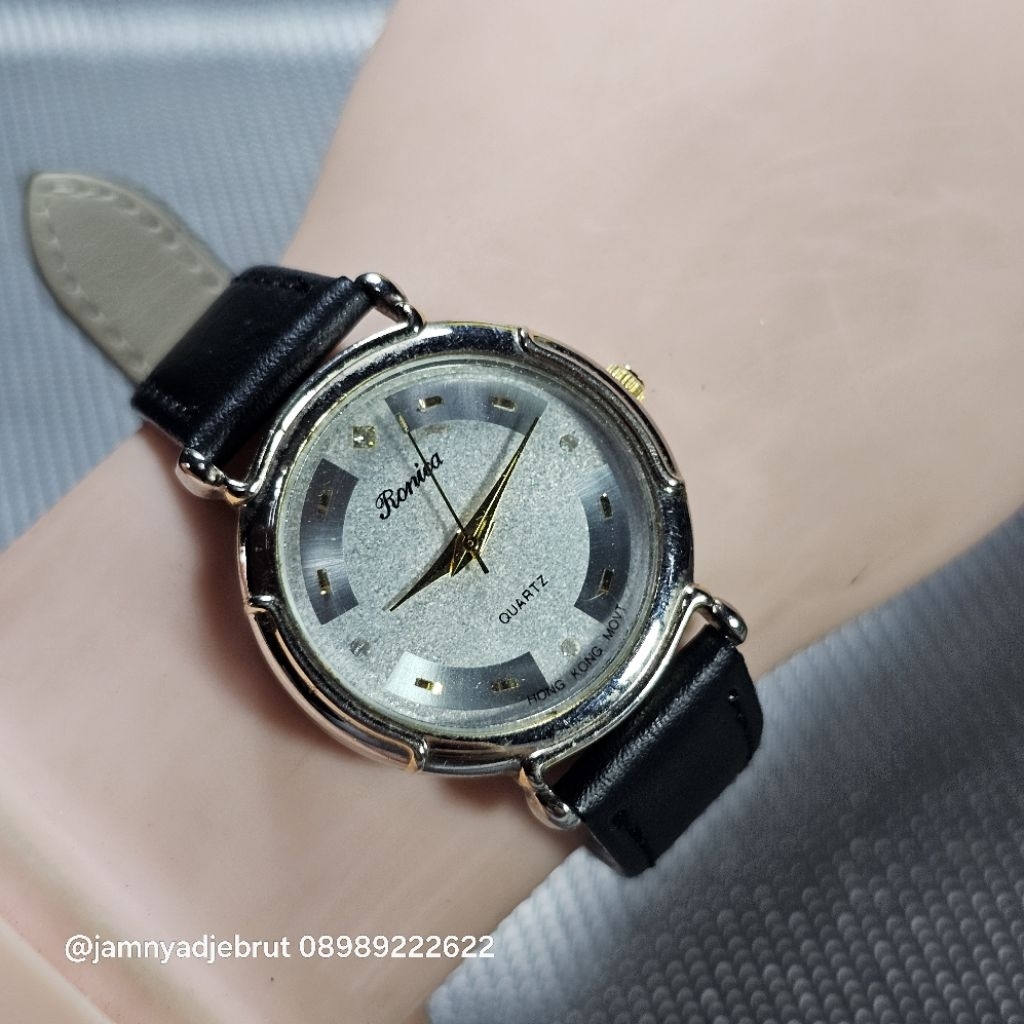 Jam Ronica Grey Gold Vintage Bekas