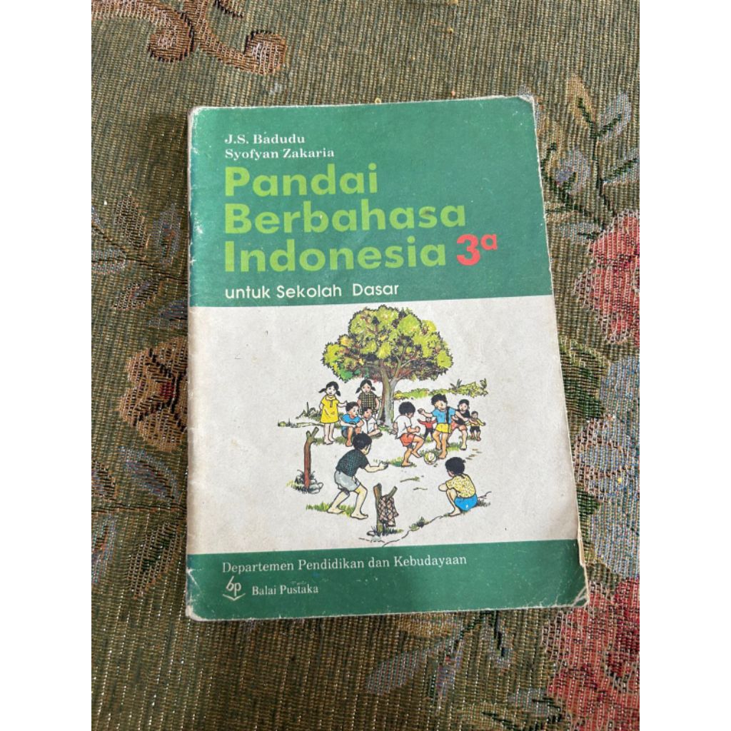 Buku Pandai berbahasa Indonesia jilid 3a tahun 1993