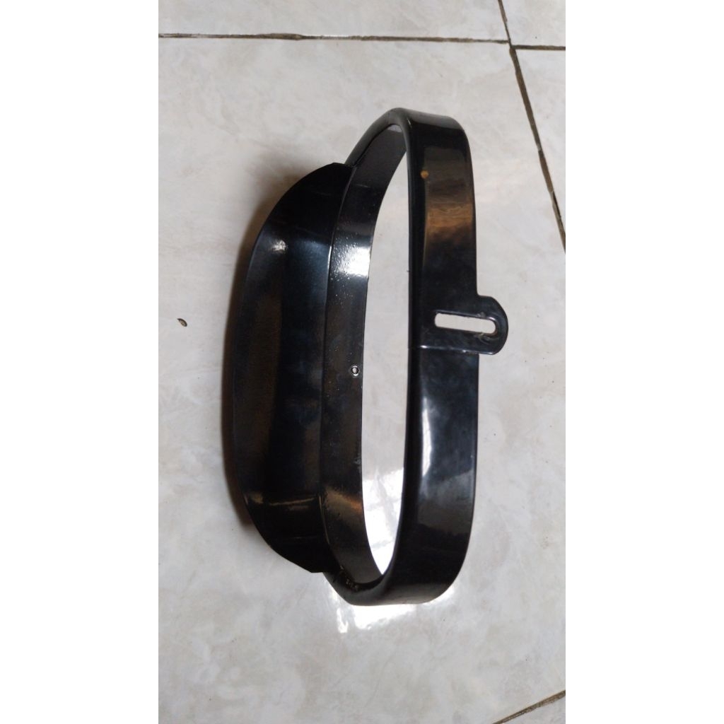 Ring Topi Lampu Depan Vespa PX/PS/Exclusive