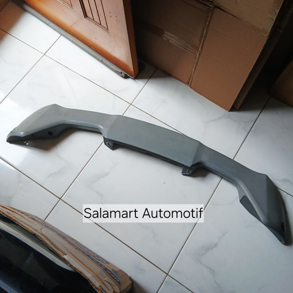Spoiler bagasi ertiga model drezza 2012 2013 2014 2015 2016 2017 original (Tanpa lampu spoiler)