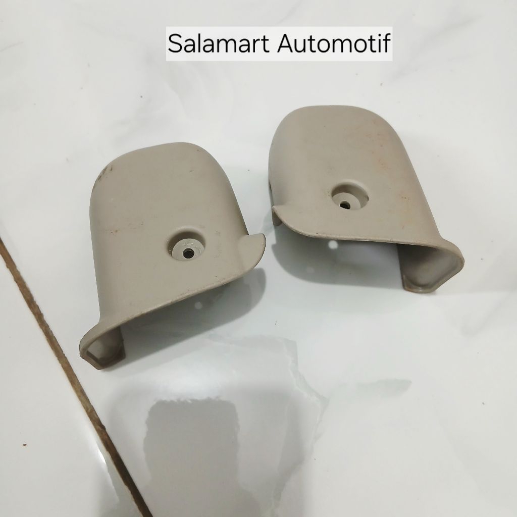 cover baut jok baris ketiga innova 2009-2015 79955 79956