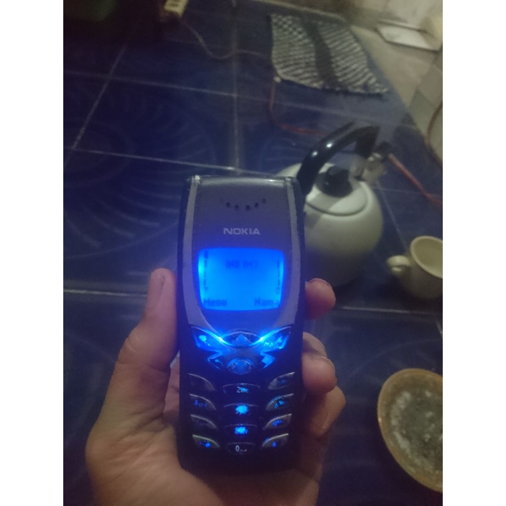 nokia 8210