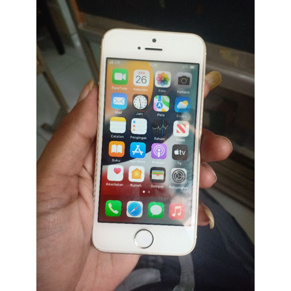 iPhone SE Gen 1 kapasitas 128gb sesuai  deskripsi