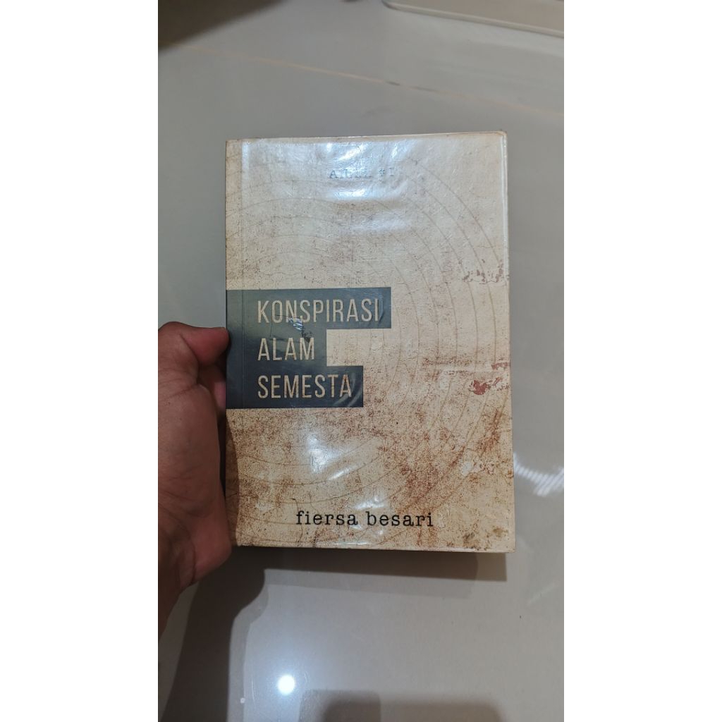 Buku Fiersa Besari Preloved