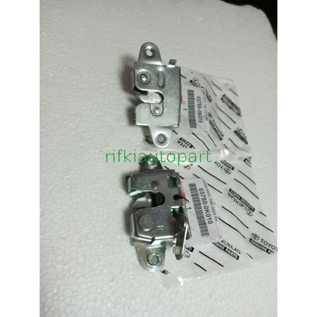 Door lock bagasi lock assy tail gate RH (kanan) Hilux vigo