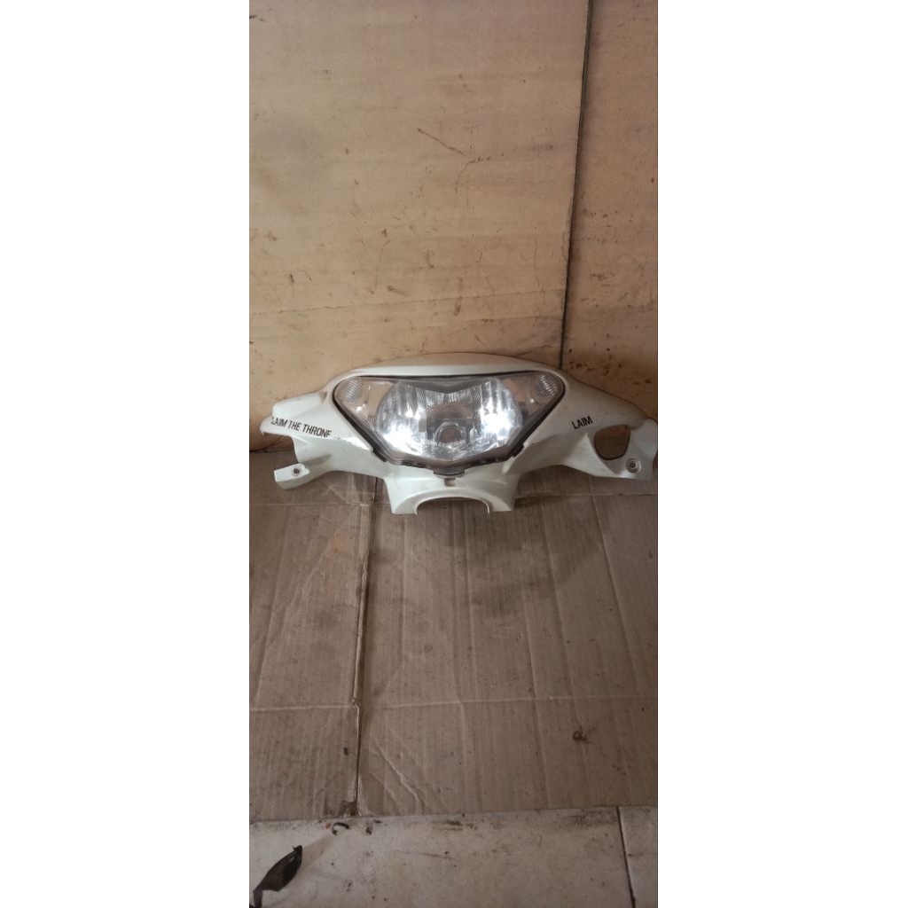 REFLEKTOR+BATOK LAMPU DEPAN MIO SPORTY SMILE ORIGINAL COPOTAN