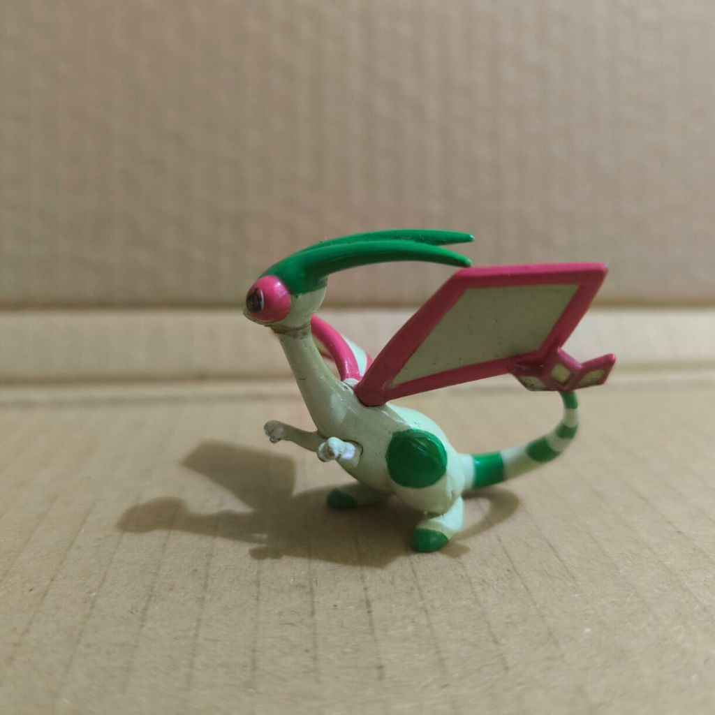 Pokemon Flygon tomy moncolle rare