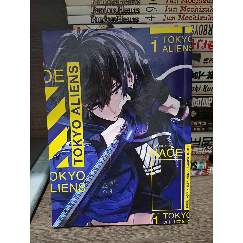Komik Tokyo Aliens Vol.1