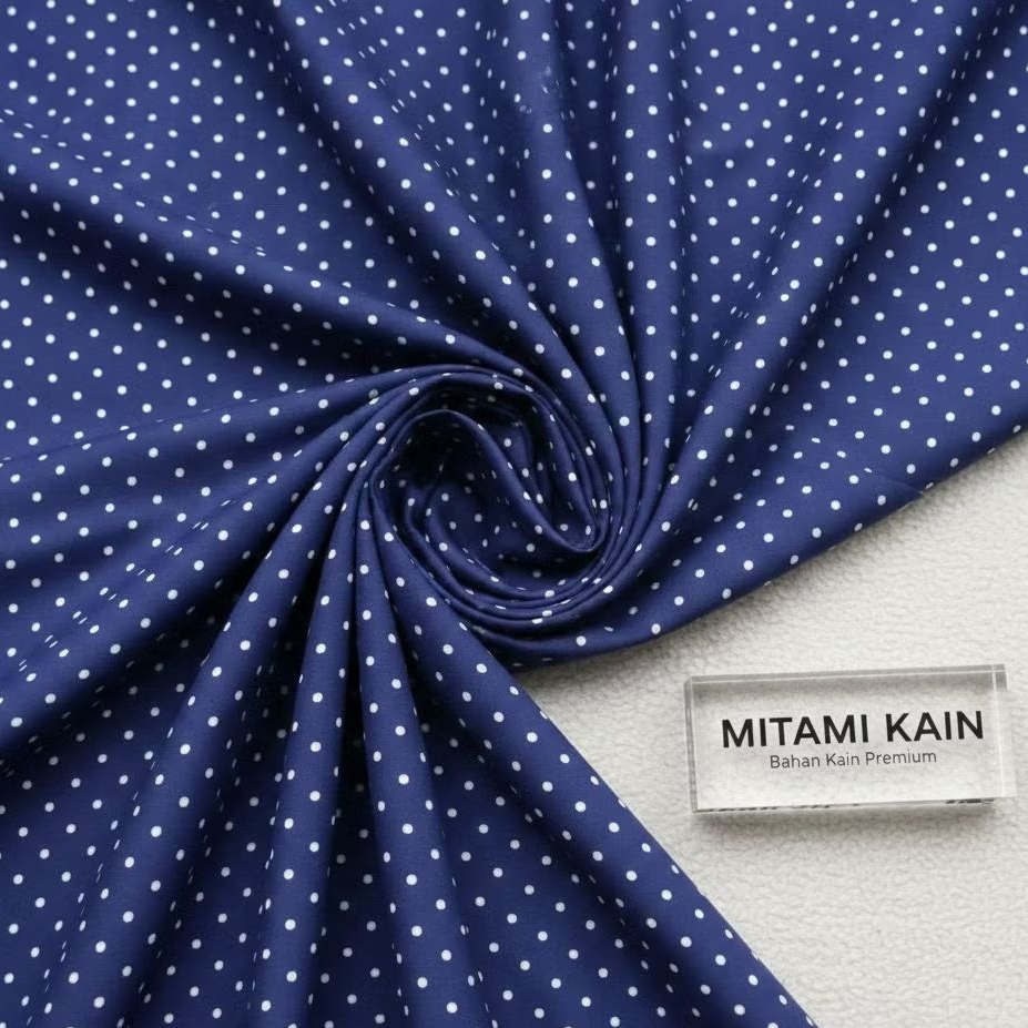 Kain Crepe Polkadot Putih Biru Dongker – Bahan Adem & Jatuh