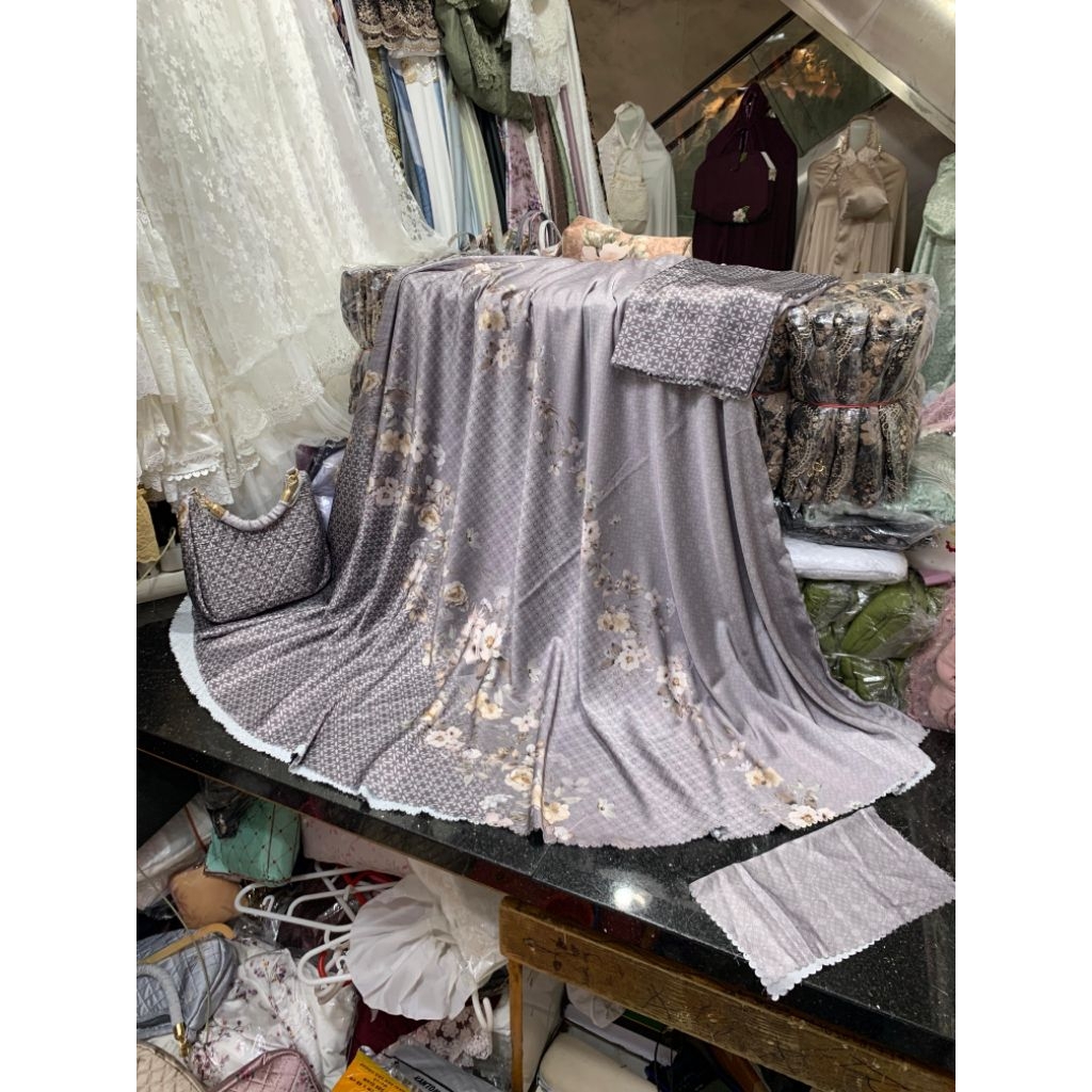 Mukena Rania set sajadah/ mueka sutra silk premium/ mukena set sajadah/mukena dewasa/ mukena cantik/