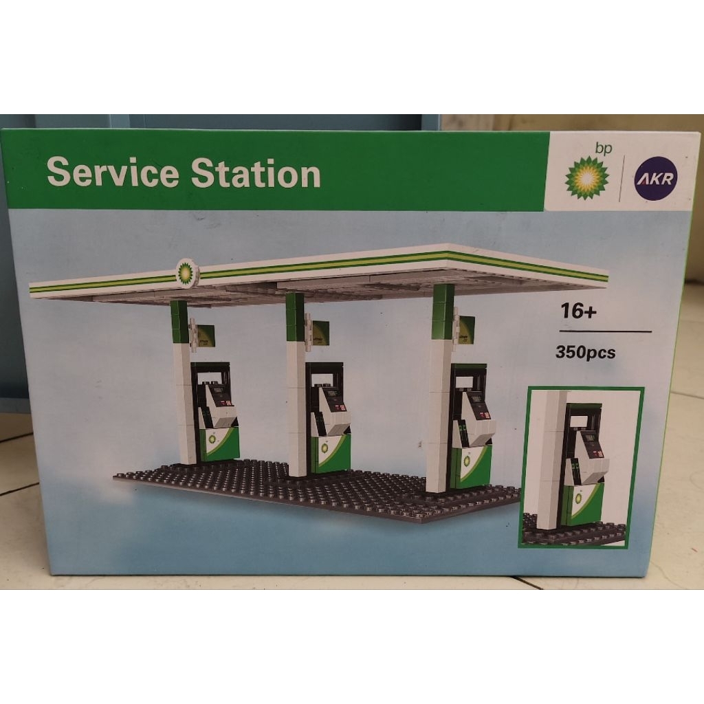 Lego/Bricks BP Service Station