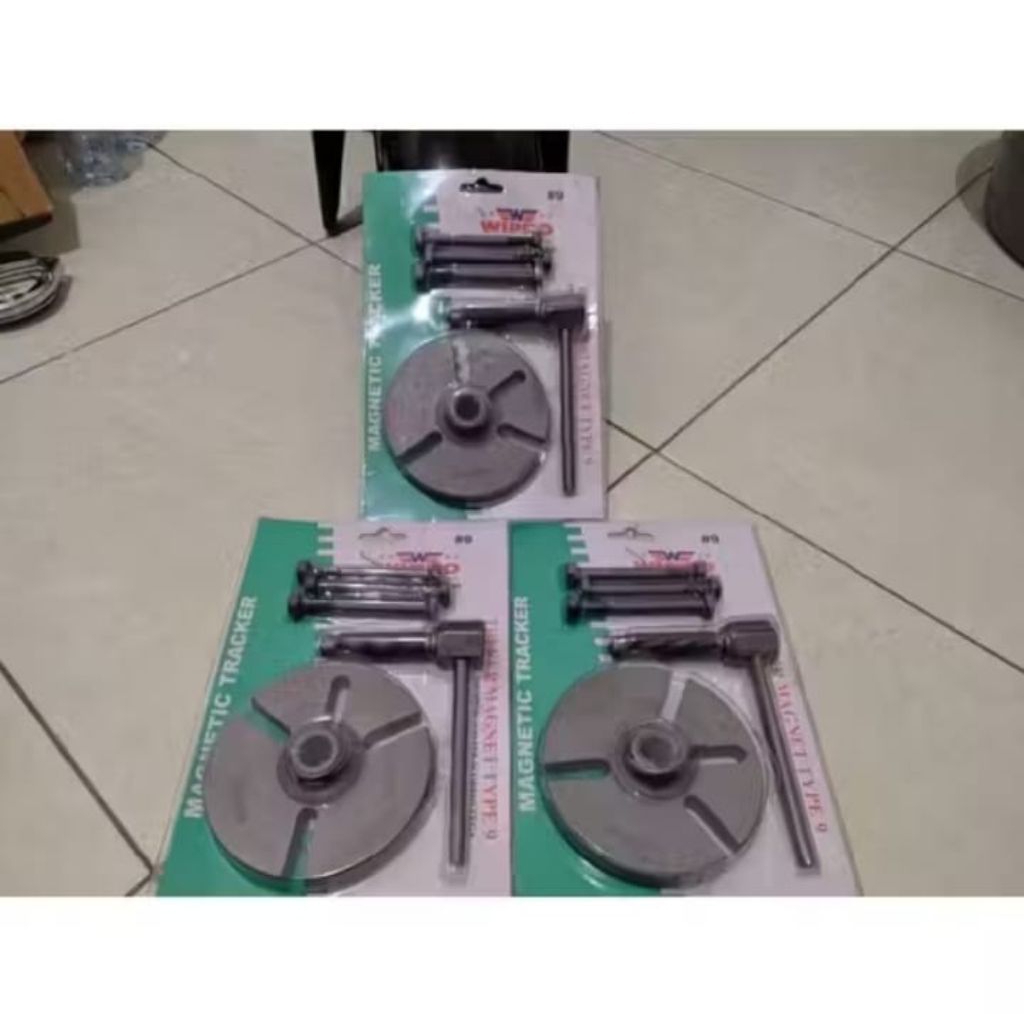 TRAKER / TREKER MAGNIT CRYPTON