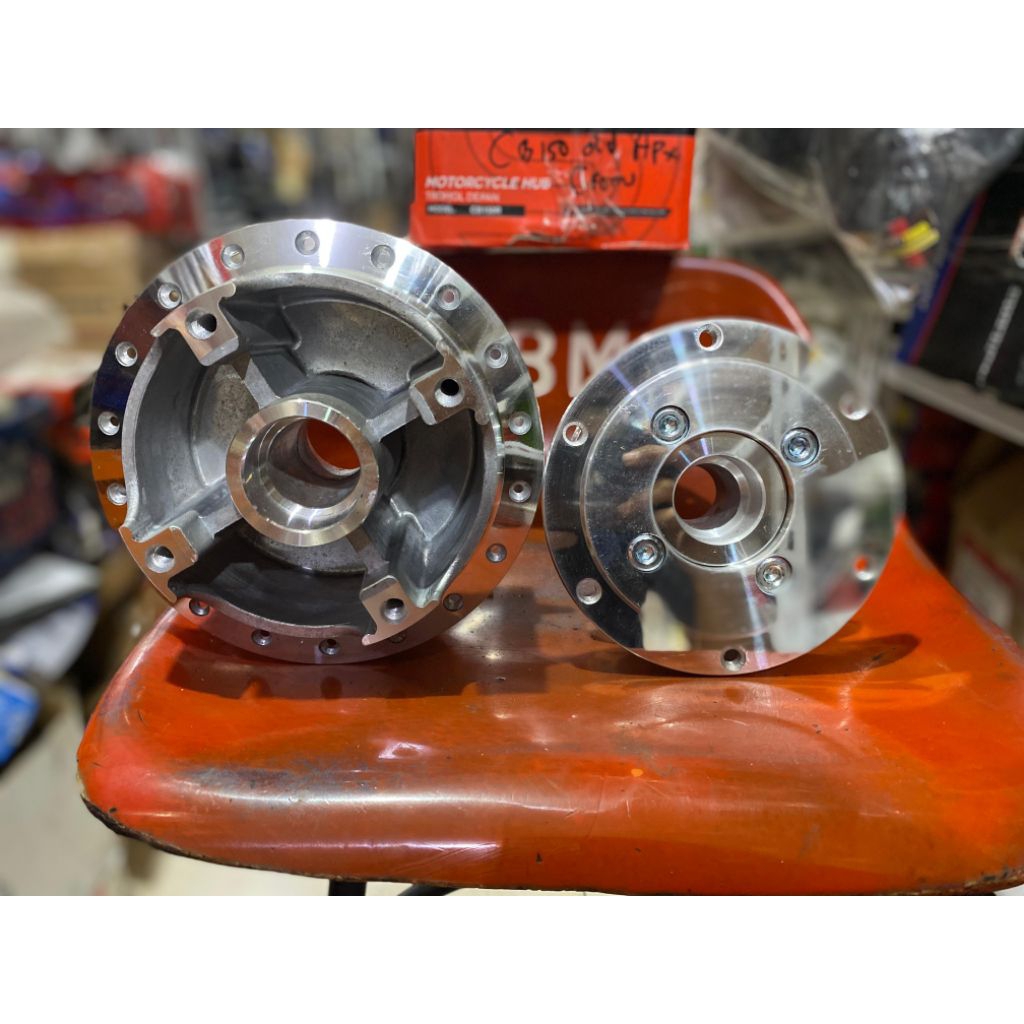 TROMOL DEPAN BELAKANG SCARLET CB 150 R OLD BOHLAM CHROME