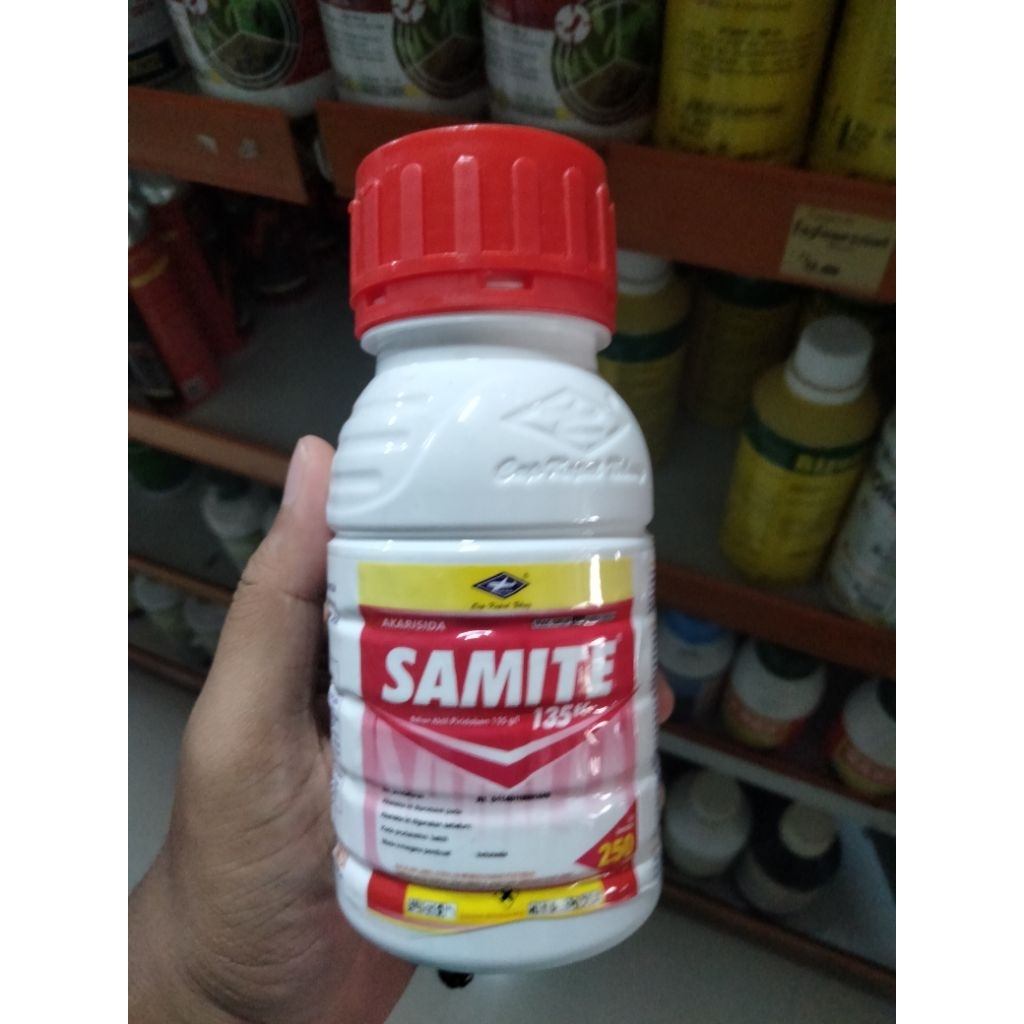 Samite 135 EC Akarisida